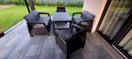 Meble ogrodowe z podnoszonym stołem Meblobranie CFL6 grafitowe