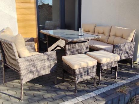 Meble ogrodowe z sofą 175cm, wysokim stołem, fotelami i pufami Perata Dining Brown