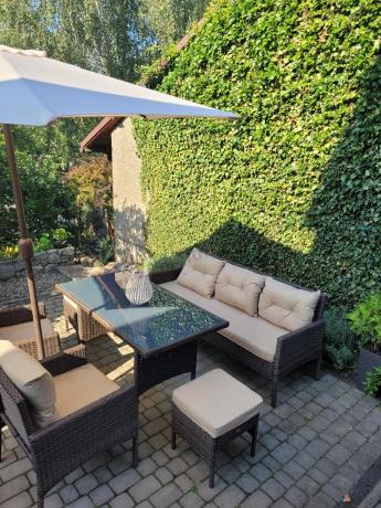 Meble ogrodowe z sofą 175cm, wysokim stołem, fotelami i pufami Perata Dining Brown