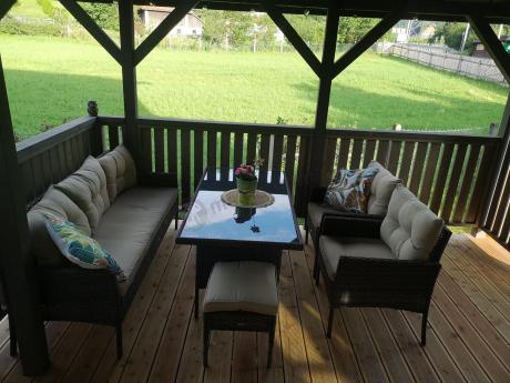 Meble ogrodowe z sofą 175cm, wysokim stołem, fotelami i pufami Perata Dining Brown