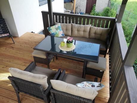 Meble ogrodowe z sofą 175cm, wysokim stołem, fotelami i pufami Perata Dining Brown