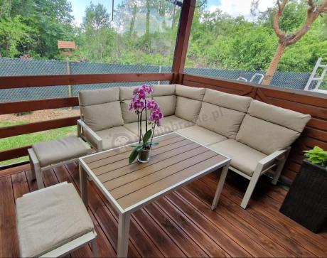 Meble tarasowe metalowe - narożnik 184x184cm, pufy i stół 120cm - Doros Corner - Polywood Cream