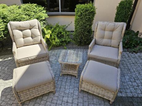 Meble technorattan dwa regulowane fotele + podnóżki + stolik Laritto Duo - Beige