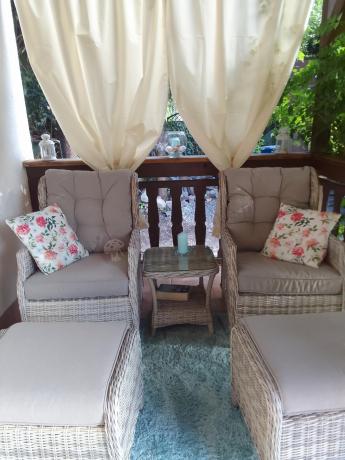 Meble technorattan dwa regulowane fotele + podnóżki + stolik Laritto Duo - Beige