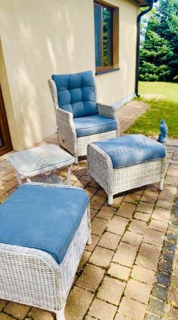 Meble technorattan dwa regulowane fotele + podnóżki + stolik Laritto Duo - Creme