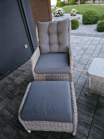 Meble technorattan dwa regulowane fotele + podnóżki + stolik Laritto Duo - Creme