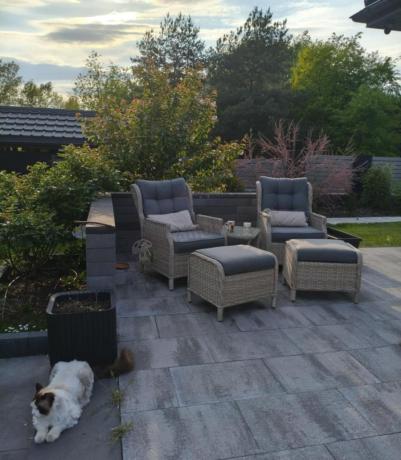 Meble technorattan dwa regulowane fotele + podnóżki + stolik Laritto Duo - Creme