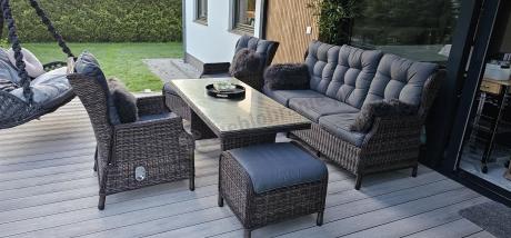 Meble technorattanowe premium na taras Laritto Dining + pufy - Dark Brown