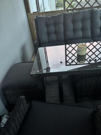 Meble technorattanowe premium na taras Laritto Dining + pufy - Dark Brown