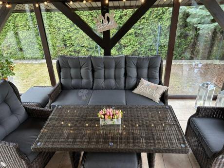 Meble technorattanowe premium na taras Laritto Dining + pufy - Dark Brown