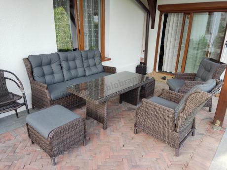 Meble technorattanowe premium na taras Laritto Dining + pufy - Dark Brown