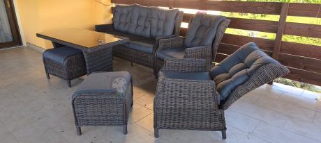 Meble technorattanowe premium na taras Laritto Dining + pufy - Dark Brown