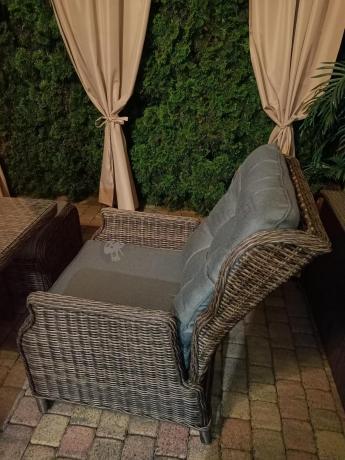 Meble technorattanowe premium na taras Laritto Dining + pufy - Dark Brown