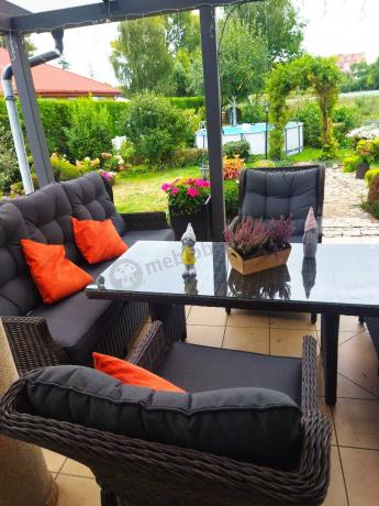 Meble technorattanowe premium na taras Laritto Dining + pufy - Dark Brown