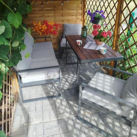 Metalowe meble na taras - zestaw z sofą i fotelami - Panaon Dining 140 Light Grey