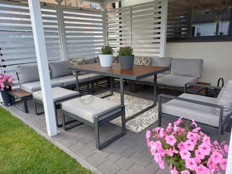 Metalowy narożnik na taras z dużym, wysokim stołem 160cm i fotelem - Panaon Corner XXL - Light Grey