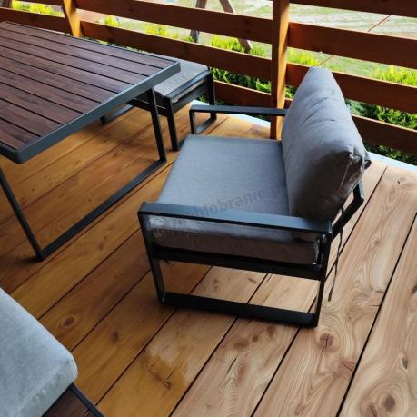Metalowy narożnik na taras z dużym, wysokim stołem 160cm i fotelem - Panaon Corner XXL - Light Grey