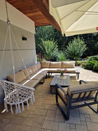 Metalowy narożnik ogrodowy 280x220cm z ławą i fotelem Panaon GG