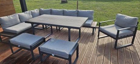Metalowy narożnik ogrodowy 280x220cm ze stołem 160cm i fotelem Panaon LG