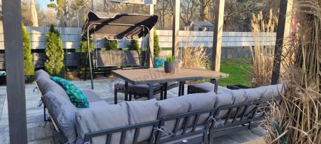 Metalowy narożnik ogrodowy 280x220cm ze stołem obiadowym i fotelem Panaon Grey Teak