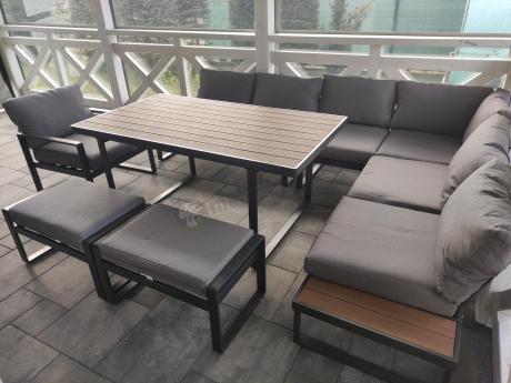 Metalowy narożnik ogrodowy 280x220cm ze stołem obiadowym i fotelem Panaon Grey Teak
