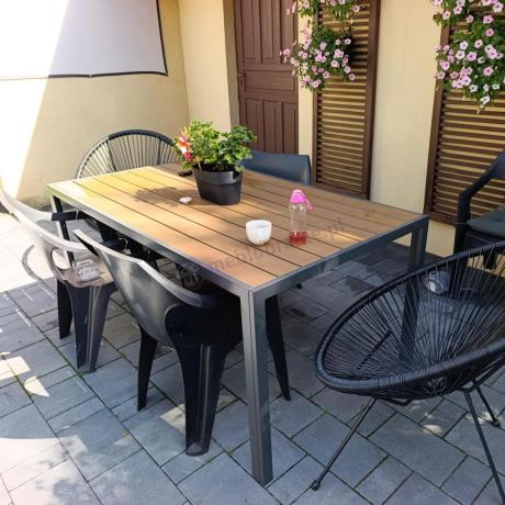 Metalowy zestaw mebli do ogrodu dla 8 osób Sodor Grande - Dark Grey Polywood