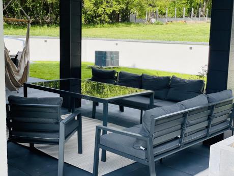 Metalowy zestaw mebli na taras dla 8 osób Sodor Grande - Dark Grey