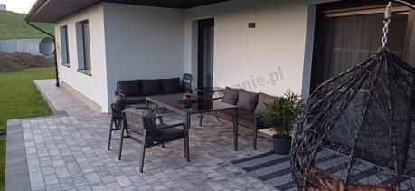 Metalowy zestaw mebli na taras dla 8 osób Sodor Grande - Dark Grey