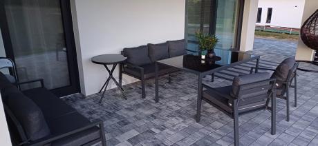 Metalowy zestaw mebli na taras dla 8 osób Sodor Grande - Dark Grey