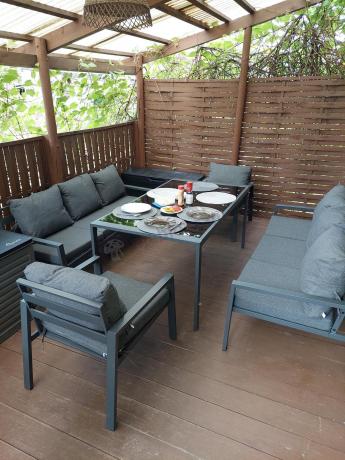 Metalowy zestaw mebli na taras dla 8 osób Sodor Grande - Dark Grey