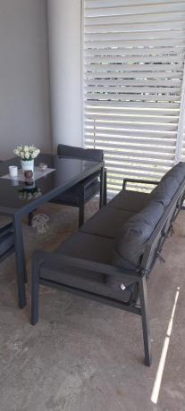 Metalowy zestaw mebli na taras dla 8 osób Sodor Grande - Dark Grey