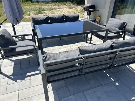 Metalowy zestaw mebli na taras dla 8 osób Sodor Grande - Dark Grey