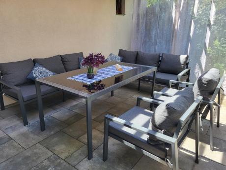 Metalowy zestaw mebli na taras dla 8 osób Sodor Grande - Dark Grey