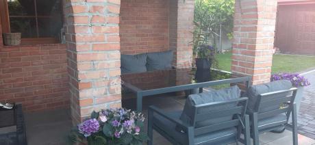 Metalowy zestaw mebli na taras dla 8 osób Sodor Grande - Dark Grey