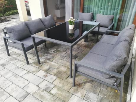 Metalowy zestaw mebli na taras dla 8 osób Sodor Grande - Dark Grey