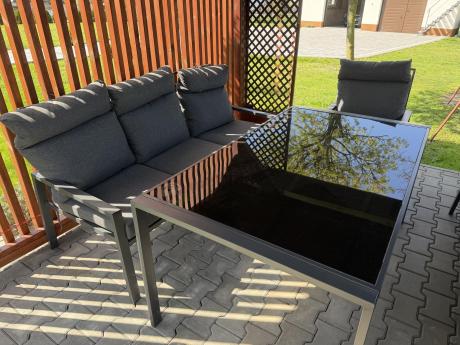 Metalowy zestaw mebli na taras dla 8 osób wysokie oparcie Doros Grande - Dark Grey