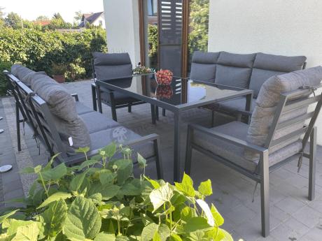 Metalowy zestaw mebli na taras dla 8 osób wysokie oparcie Doros Grande - Dark Grey