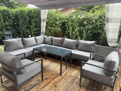 Modułowe meble narożne ogrodowe z wysokim stołem i dwoma fotelami Trapeno 6 modułów