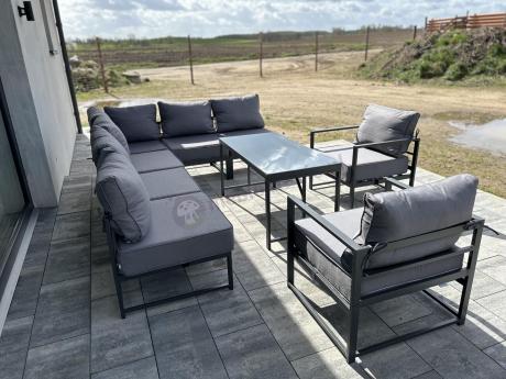 Modułowe meble narożne ogrodowe z wysokim stołem i dwoma fotelami Trapeno 6 modułów