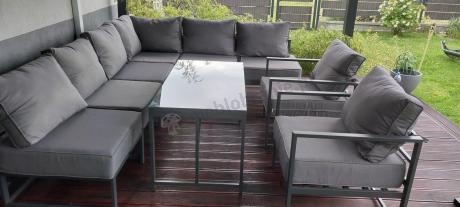 Modułowe meble narożne ogrodowe z wysokim stołem i dwoma fotelami Trapeno 6 modułów