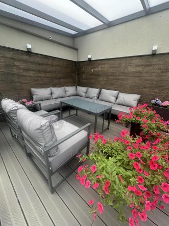 Modułowe meble narożne ogrodowe z wysokim stołem i dwoma fotelami Trapeno 6 modułów