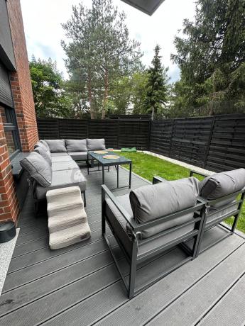 Modułowe meble narożne ogrodowe z wysokim stołem i dwoma fotelami Trapeno 6 modułów