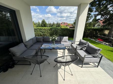 Modułowe meble narożne ogrodowe z wysokim stołem i dwoma fotelami Trapeno 6 modułów