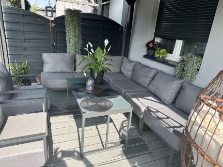 Modułowe meble narożne ogrodowe z wysokim stołem i dwoma fotelami Trapeno 6 modułów