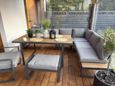 Modułowe meble obiadowe z narożnikiem z ławą i dwoma fotelami Panaon Grey Teak