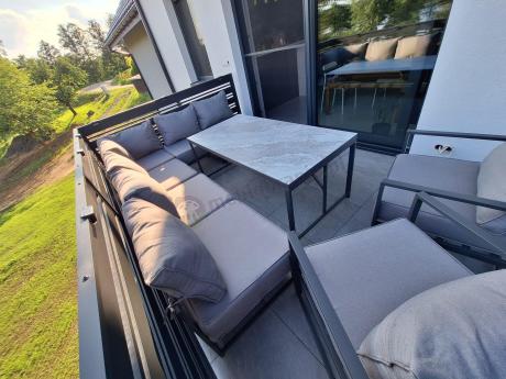 Modułowe narożne meble ogrodowe ze stołem 160 cm i dwoma fotelami Trapeno 6 modułów