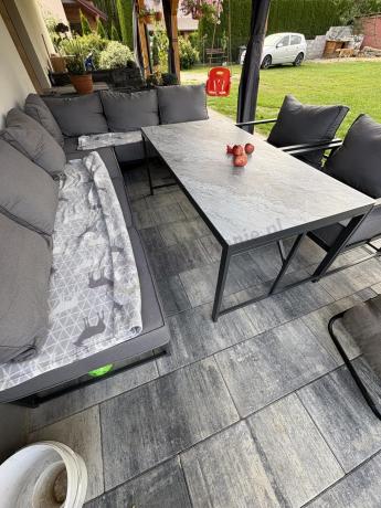 Modułowe narożne meble ogrodowe ze stołem 160 cm i dwoma fotelami Trapeno 6 modułów