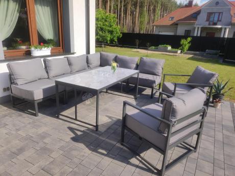 Modułowe narożne meble ogrodowe ze stołem 160 cm i dwoma fotelami Trapeno 6 modułów