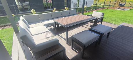 Modułowy narożnik na taras, wysoki stół, fotel i pufy - Calamba Corner XXL - Light Grey