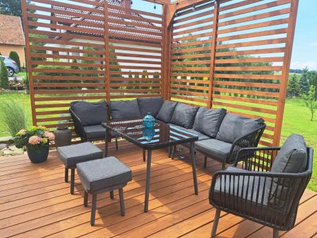 Modułowy narożnik na taras z fotelem i stołem 120cm Postigo Corner XL Dark Grey